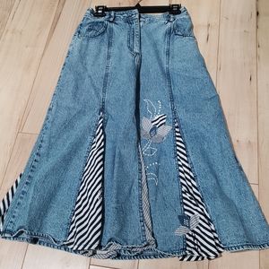 Beautiful Denim skirt